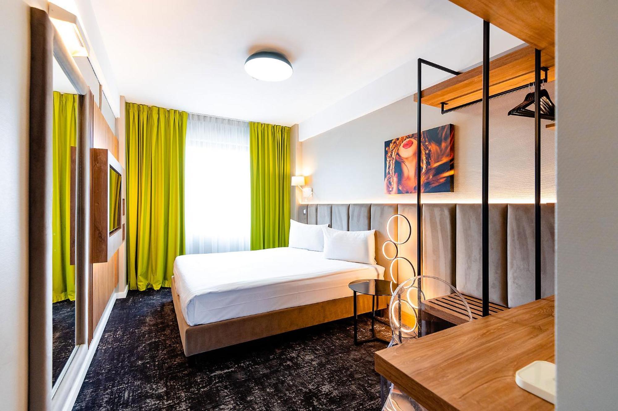 Business Conference Center & Hotel Targu Mures